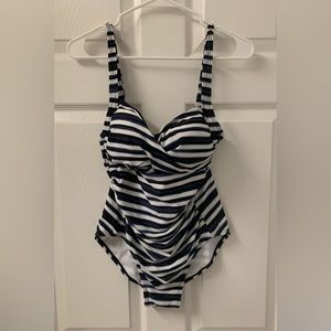 Shore Shapes One-Piece Striped Swimsuit with Ruched tummy size 8